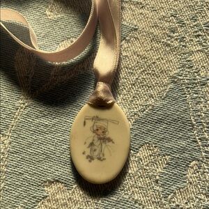 Precious Moments Congratulations Graduate Ceramic Pendant with Ribbon 1989